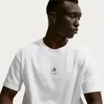 Polo Varon Nike Sportswear Loves is in the Air (IH1169-100)