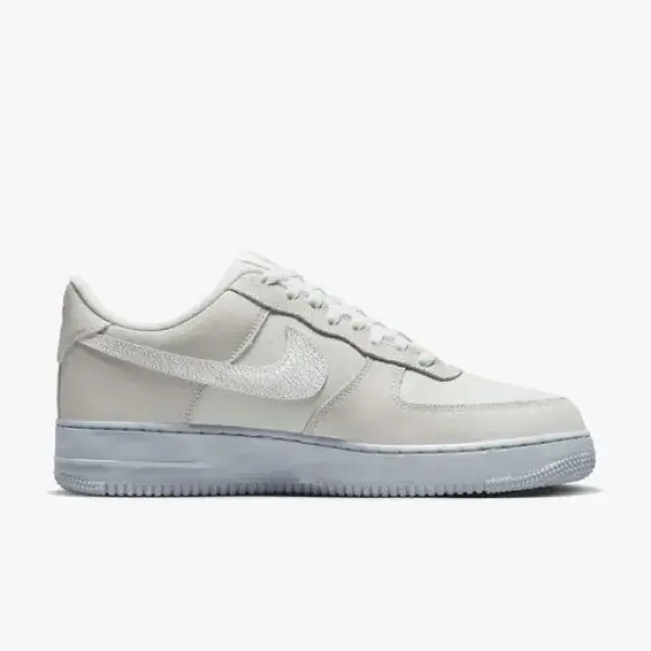 Nike Air Force 1 '07 LV8 EMB DV0787-100