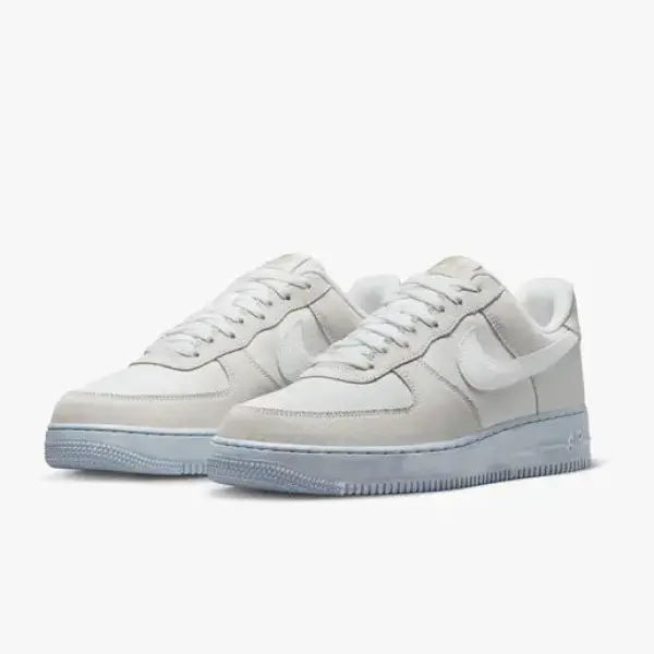Nike Air Force 1 '07 LV8 EMB DV0787-100