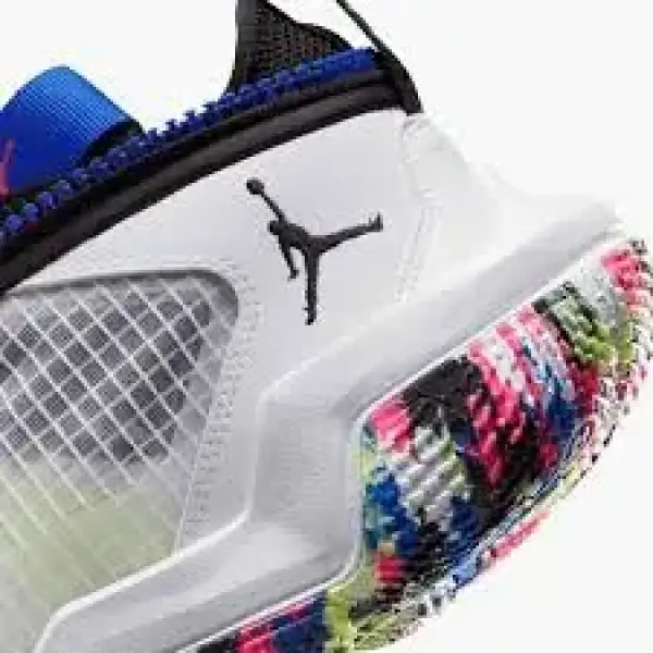 Jordan Why Not .6 DO7189-101